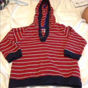 Pull over sweater