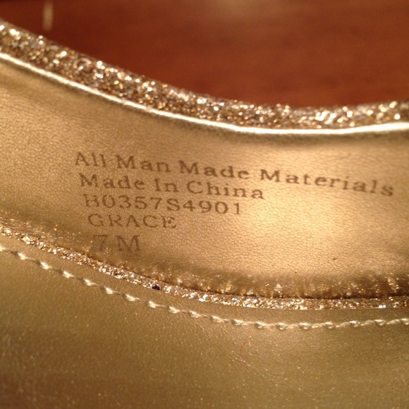 Heels - Picture 3 of 4