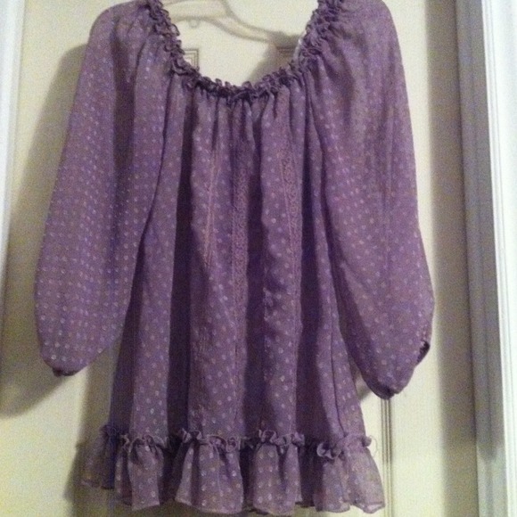 Super cute polka dot shirt-NWOT