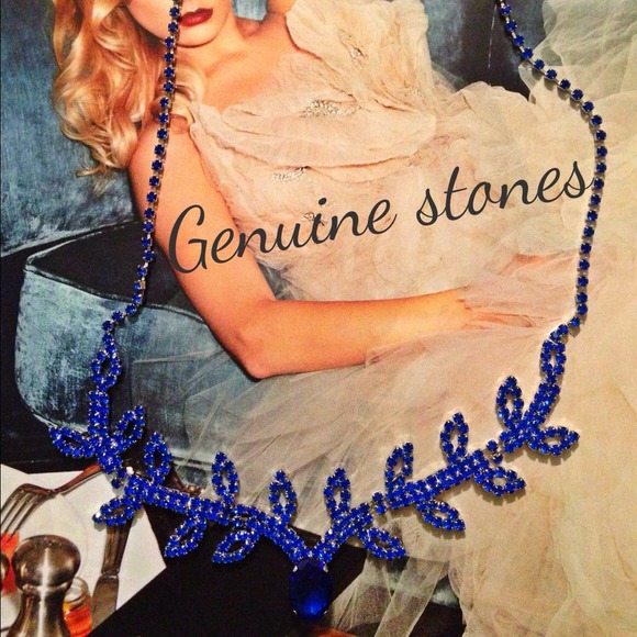Beautiful special occasion necklace!