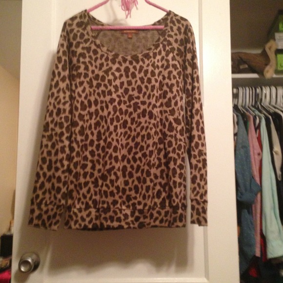 Leopard print sweater