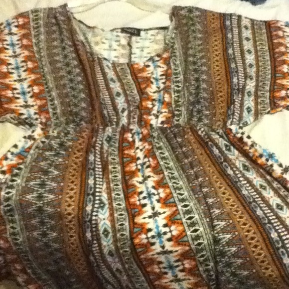 Tribal Tee - Picture 2 of 2
