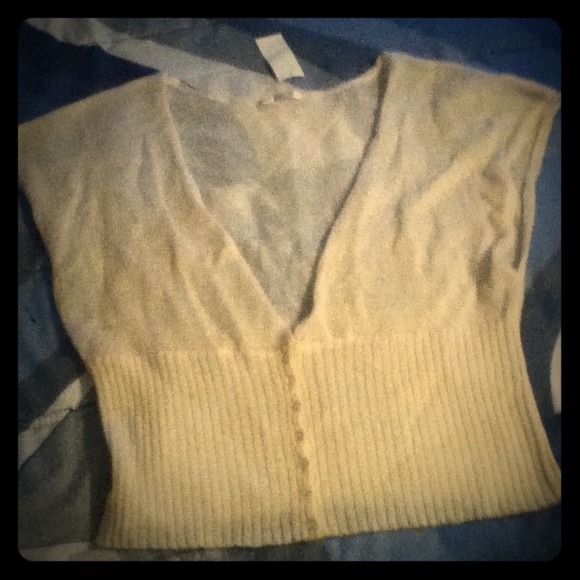 Off white thin vest