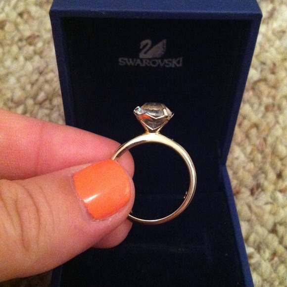 *SALE* Swarovski Harlequin Crystal Ring Size 8 - Picture 4 of 4