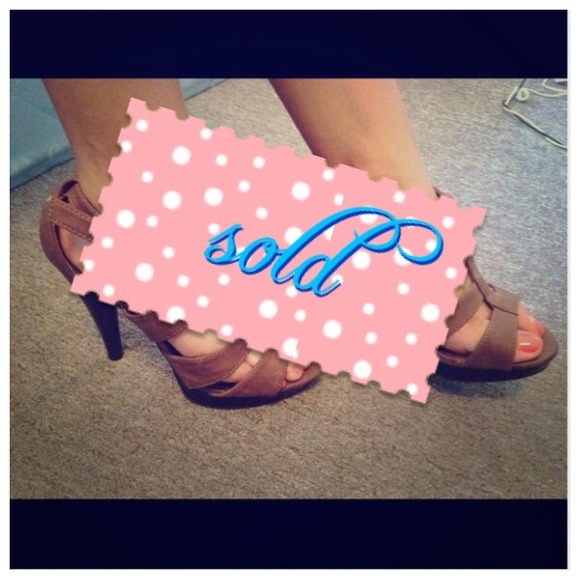 Cute summer heels!!!