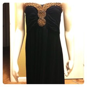 Maxi dress with beads