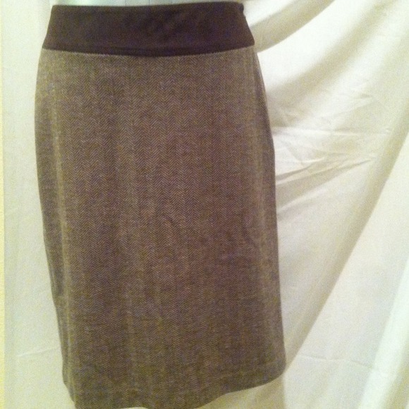 Brown skirt