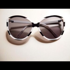 Black & White Striped Sunglasses