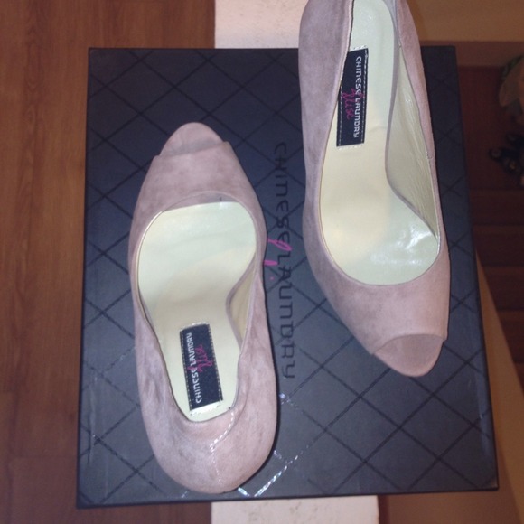 Lavender suede sexy shoes - Picture 2 of 4