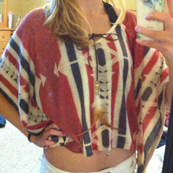 Tribal shirt from Julie's closet. - Picture 2 of 4