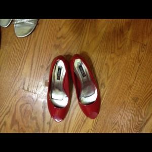 Red belly (peep toe)