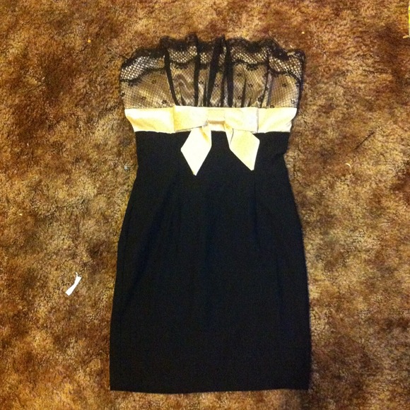 Short skintight dress.