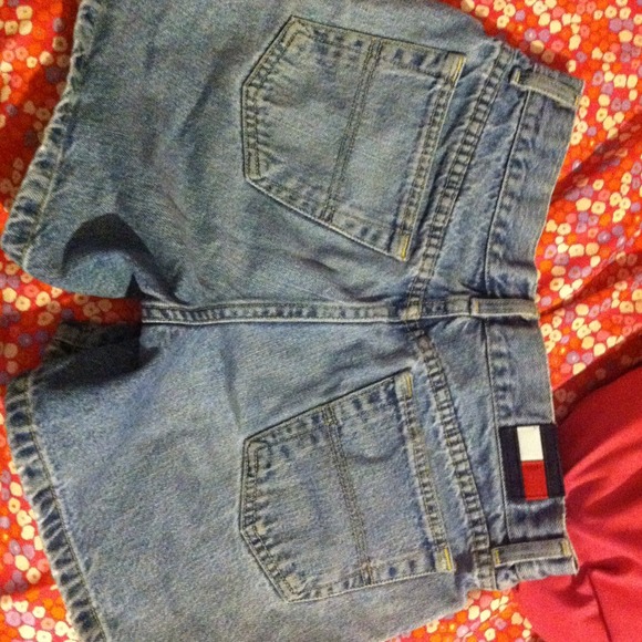 TRADED🐋 - Picture 2 of 3