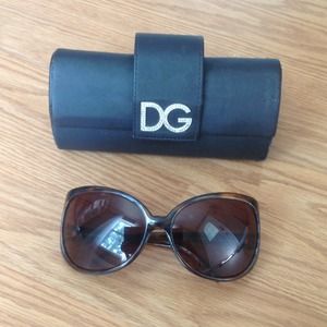 **REDUCED**DOLCE & GABBANA Oversized Sunglasses