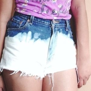 ombre high waisted shorts.
