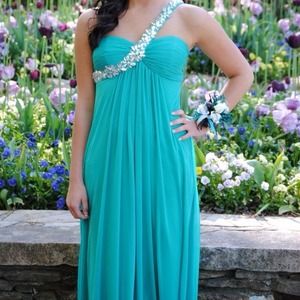 Prom/pageant dress