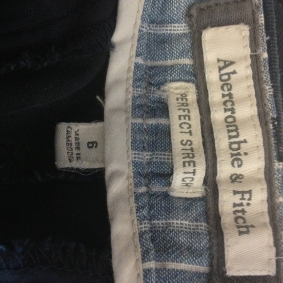 A&F Shorts - Picture 3 of 3