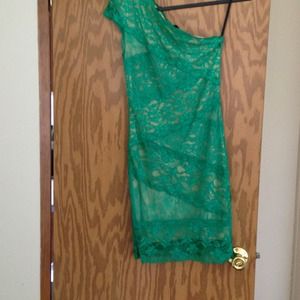Short one shoulder lace green cocktail dress