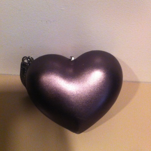 VBH luxury VBH heart clutch - Picture 2 of 4