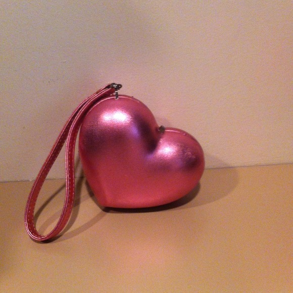 Today only 20% off !VBH luxury VBH heart - Picture 2 of 3