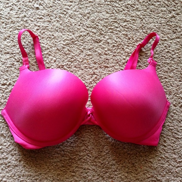 ✂PRICE CUT✂Victoria's Secret Bra