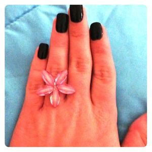 Purple flower ring