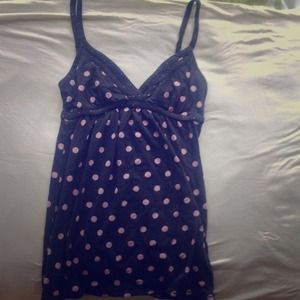 V-neck tank top