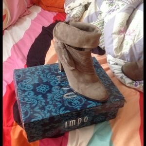 Grey sued boots🚫HOLD