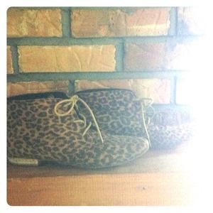 Forever 21 leopard print booties!!