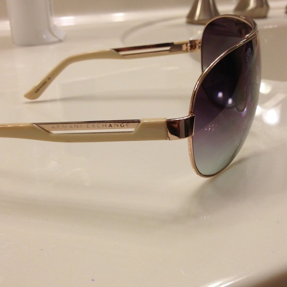 Armani exchange GORGEOUS sunglasses - Picture 2 of 4