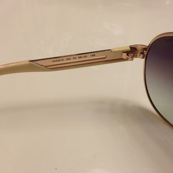 Armani exchange GORGEOUS sunglasses - Picture 3 of 4