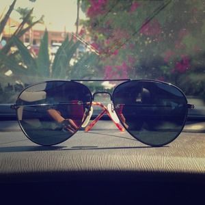 ****SOLD****Ray Ban inspired Aviators