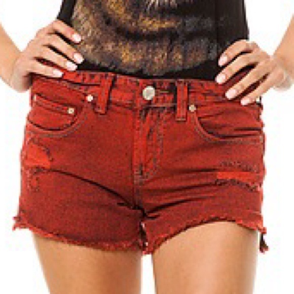❌SOLD❌ Free People Red Denim Cutoffs - Picture 3 of 4