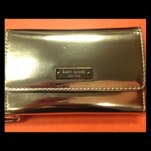 🚫SOLD!!!!!!!🚫Authentic Kate Spade wallet!!
