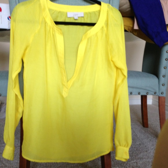 Loft summer top, super soft.