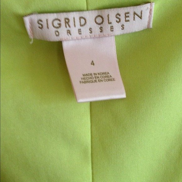 🎈SOLD!🎈Sigrid Olsen wrap dress. - Picture 2 of 4