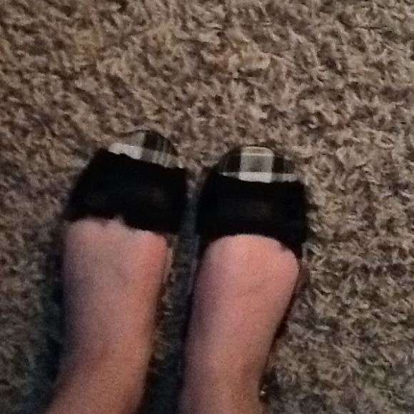 Flats - Picture 3 of 4