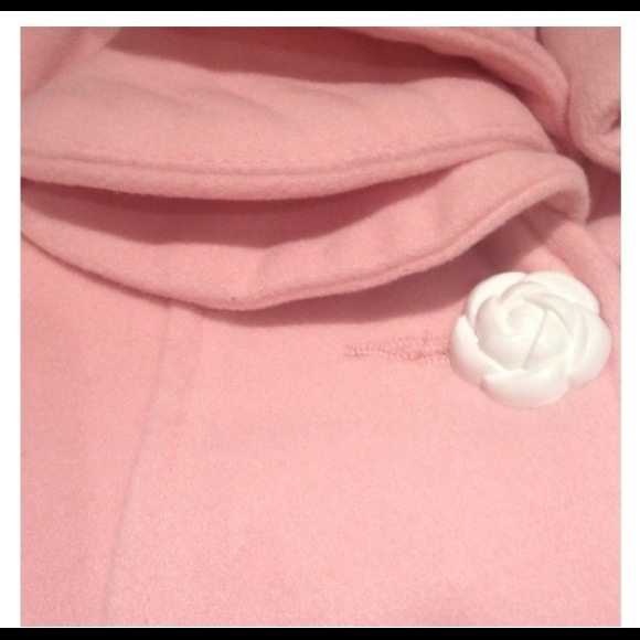 SOLD IN BUNDLE *Pink ruffle wool coat - Picture 3 of 3