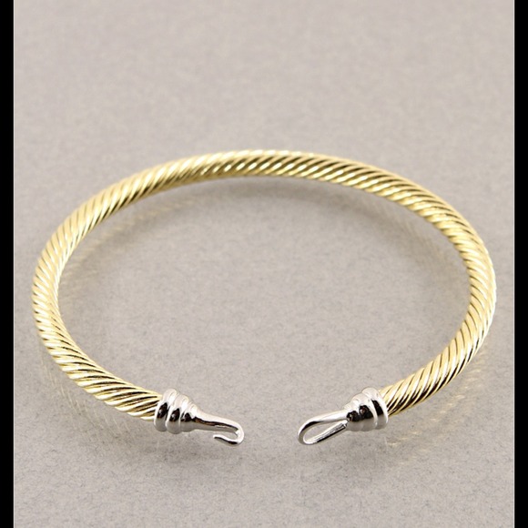 Hannah Beury Jewelry - Two Tone Cable Hook Bracelet