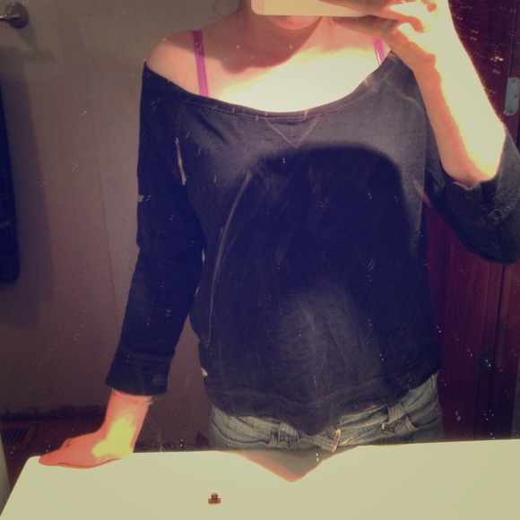 Plain black Hollister shirt