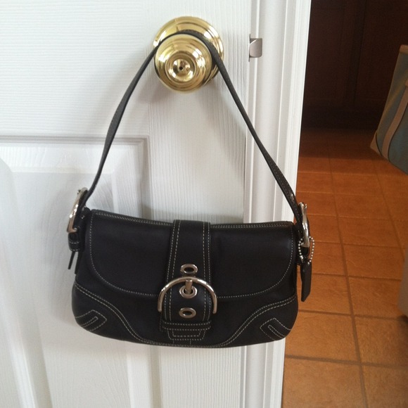 ❌Bundled❌Black leather coach handbag