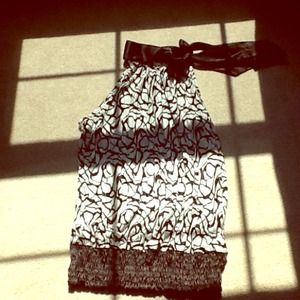 Black and White Satiny Top