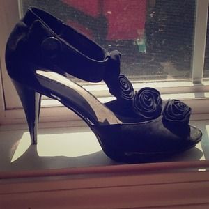 TRADED! Candies Rose Pedal Heels!!