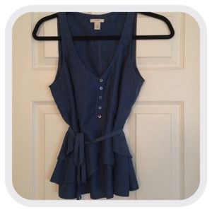 🎉HOST PICK! Jcrew blue ruffle silk tank