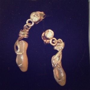 Ballet earrings
