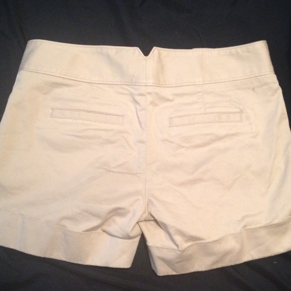 Express shorts!!!!! - Picture 2 of 3