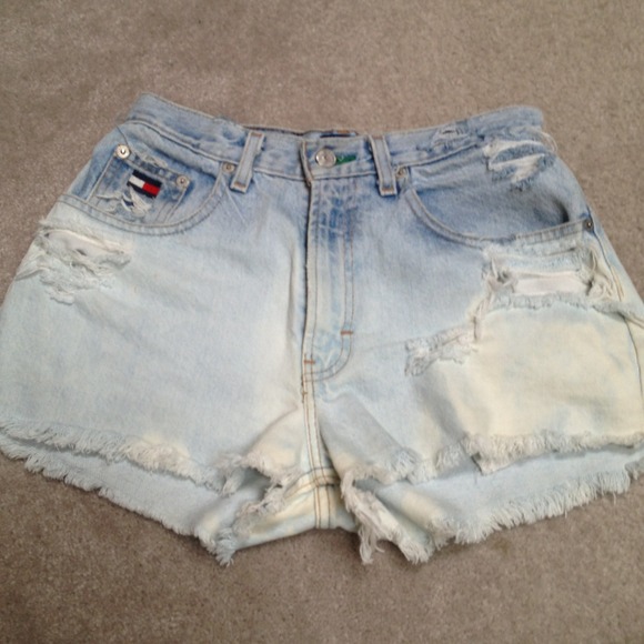 *TRADED* High waisted Tommy hill figure shorts