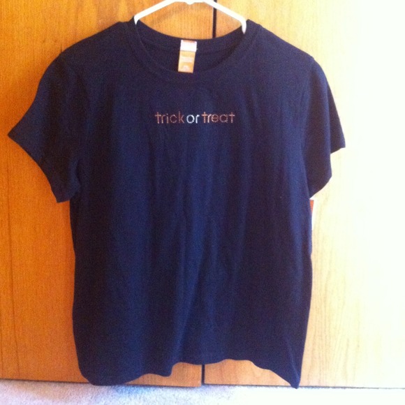 NWT Halloween Shirt