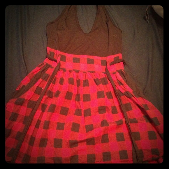 Open back plaid dress!