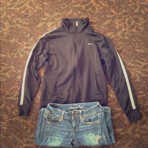 Nike track jacket❤
